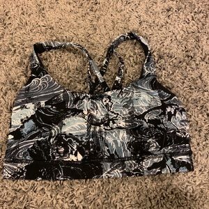 Lululemon sports bra